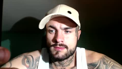 Snapshot of sevendragons1 chatting on 10/01/25, 06:25 SevenDragons online show from 10/01/25, 06:25