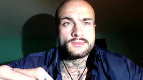 Snapshot of sevendragons1 chatting on 10/29/25, 05:25 SevenDragons online show from 10/29/25, 05:25