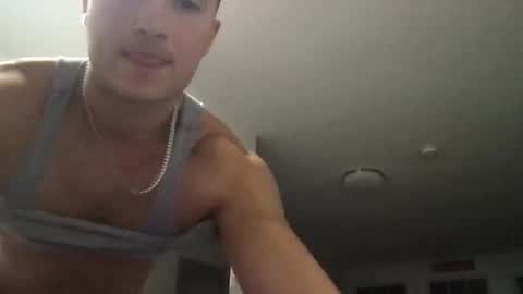 seveninchsteve_ online show from 12/12/24, 07:52