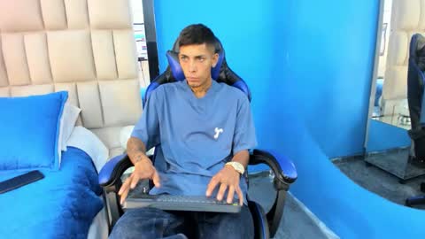 Snapshot of sex_drop chatting on 11/02/25, 12:40 sex_drop online show from 11/02/25, 12:40