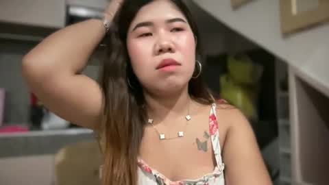 Snapshot of sex_lovely_doll chatting on 03/31/26, 04:40 Hi im anne online show from 03/31/26, 04:40