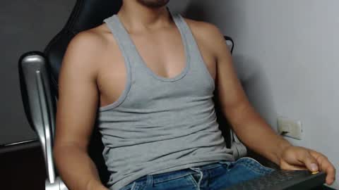 arnold online show from 01/10/25, 02:57