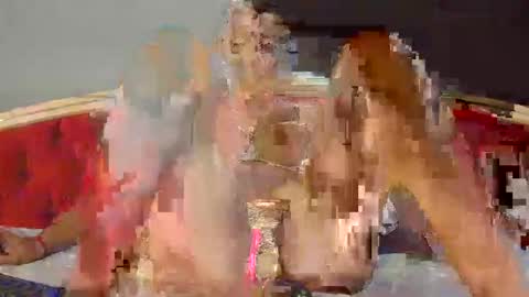 SEX BOMB 6T9 online show from 01/05/25, 12:10