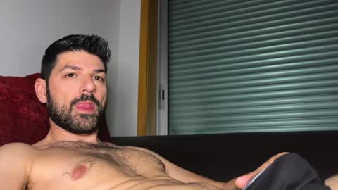Snapshot of sexfriendch chatting on 04/22/26, 08:39 Lucenzo online show from 04/22/26, 08:39
