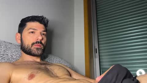 Snapshot of sexfriendch chatting on 05/20/26, 09:15 Lucenzo online show from 05/20/26, 09:15