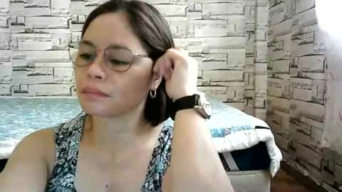 Snapshot of sexi_monica chatting on 05/21/26, 01:23 sexi_monica online show from 05/21/26, 01:23