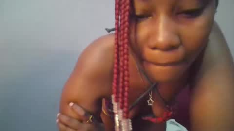 Maggie online show from 03/04/25, 04:06