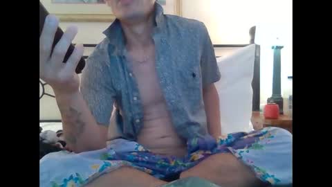 Snapshot of sexiiisenseiii chatting on 12/03/24, 09:33 dankdiggler online show from 12/03/24, 09:33