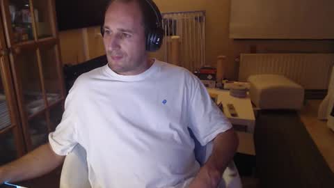 Sexlobo online show from 10/30/25, 05:24