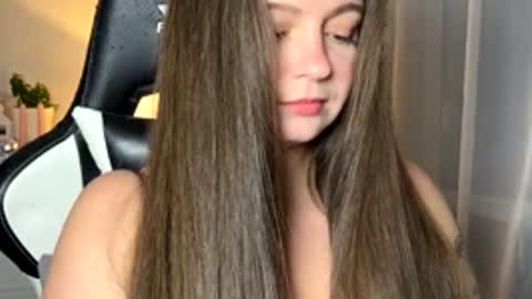 My name is Mia whats yours online show from 11/24/25, 02:50