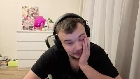 My name is Mia whats yours online show from 12/01/25, 01:49