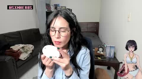 Snapshot of sexnherbs chatting on 03/11/25, 04:32 online show from 03/11/25, 04:32