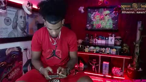 Snapshot of sexo_aharon chatting on 01/18/26, 06:06 Aharon ravelo online show from 01/18/26, 06:06