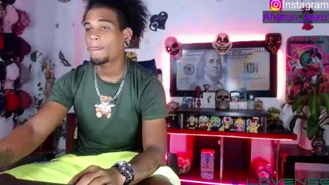 Snapshot of sexo_aharon chatting on 05/27/26, 05:15 Aharon ravelo online show from 05/27/26, 05:15