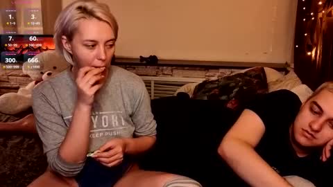 sexvibecouple online show from 10/29/25, 06:42