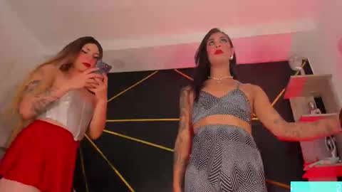 Tifanny Benitez  online show from 11/28/25, 10:34