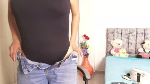 Snapshot of sexx__scarlett chatting on 01/17/26, 05:23 scarlet online show from 01/17/26, 05:23