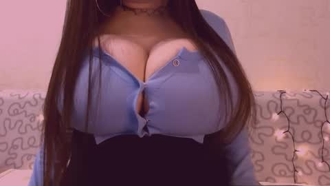 Julia online show from 02/01/26, 02:26