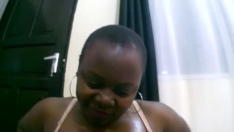 sexxi_ebony online show from 10/22/25, 01:17