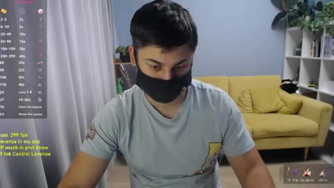 Snapshot of sexxxdickbig chatting on 05/31/26, 07:59 Tommy online show from 05/31/26, 07:59