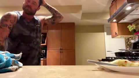 Big uncut hunk online show from 02/11/25, 12:58