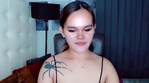 Snapshot of sexxxy_caroline chatting on 01/06/25, 11:40 sexxxy_caroline online show from 01/06/25, 11:40
