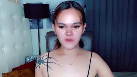 Snapshot of sexxxy_caroline chatting on 01/07/25, 12:20 sexxxy_caroline online show from 01/07/25, 12:20