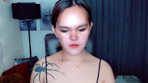 Snapshot of sexxxy_caroline chatting on 01/08/25, 11:32 sexxxy_caroline online show from 01/08/25, 11:32