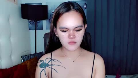 Snapshot of sexxxy_caroline chatting on 01/15/25, 08:41 sexxxy_caroline online show from 01/15/25, 08:41