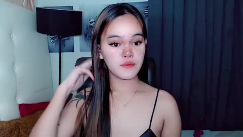 Snapshot of sexxxy_caroline chatting on 01/23/25, 08:36 sexxxy_caroline online show from 01/23/25, 08:36