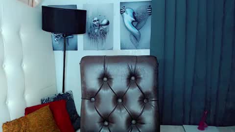 Snapshot of sexxxy_caroline chatting on 01/26/25, 08:57 sexxxy_caroline online show from 01/26/25, 08:57