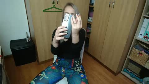 sexxxycrystali online show from 10/29/25, 08:16