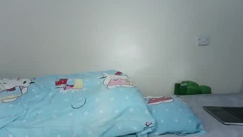 kisses online show from 04/14/26, 10:38