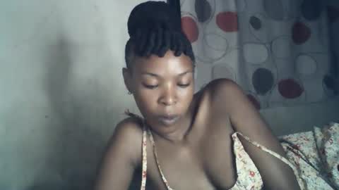 sexxy_curvy23 online show from 02/08/26, 02:48