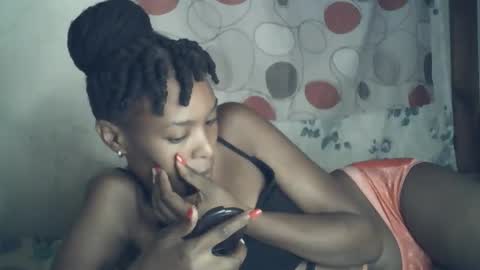 sexxy_curvy23 online show from 03/05/26, 04:19