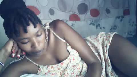 sexxy_curvy23 online show from 03/10/26, 08:03