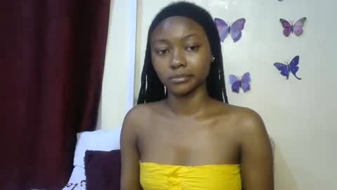 Snapshot of sexxy_divaa chatting on 04/25/26, 05:54 vicky online show from 04/25/26, 05:54
