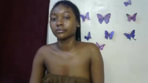 Snapshot of sexxy_divaa chatting on 05/06/26, 04:01 vicky online show from 05/06/26, 04:01