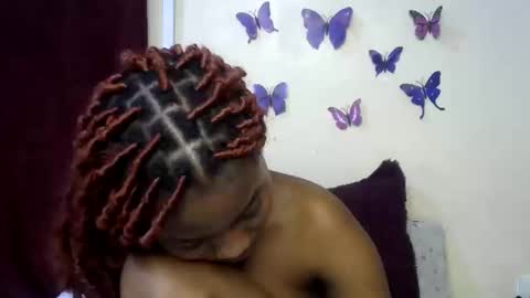 Snapshot of sexxy_divaa chatting on 05/22/26, 06:24 vicky online show from 05/22/26, 06:24