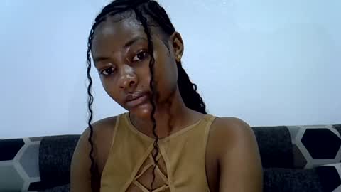 Snapshot of sexxy_divaa chatting on 06/18/26, 11:58 vicky online show from 06/18/26, 11:58