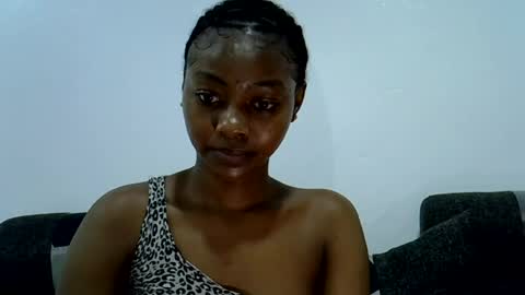 Snapshot of sexxy_divaa chatting on 06/22/26, 01:30 vicky online show from 06/22/26, 01:30
