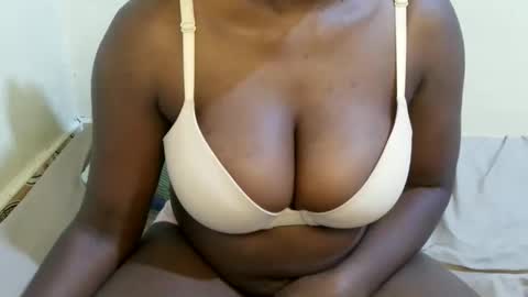 sexxy_maya1 online show from 05/29/26, 10:30