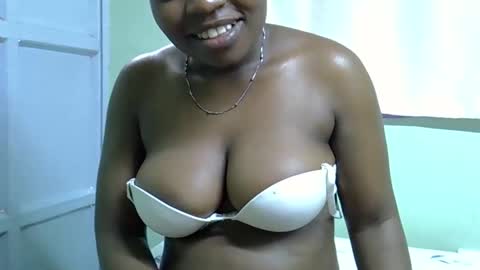 African Queen online show from 10/25/25, 08:55