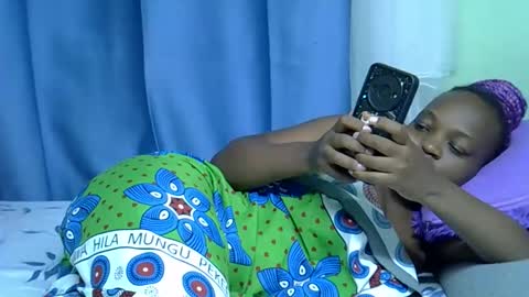 African Queen online show from 04/12/26, 05:07