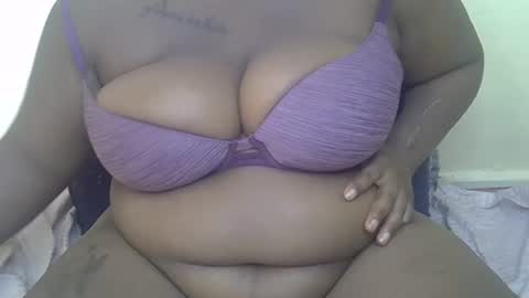 Snapshot of sexxydripy chatting on 02/22/26, 01:40 sly online show from 02/22/26, 01:40