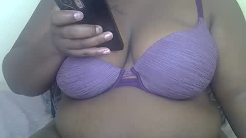 Snapshot of sexxydripy chatting on 03/01/26, 09:22 sly online show from 03/01/26, 09:22