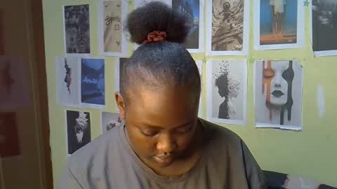 Snapshot of sexxykaree chatting on 04/28/26, 09:25 sexxykaree online show from 04/28/26, 09:25