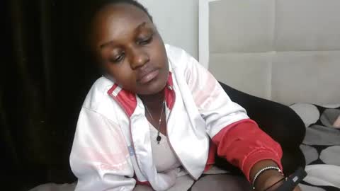 maya online show from 12/15/25, 07:40