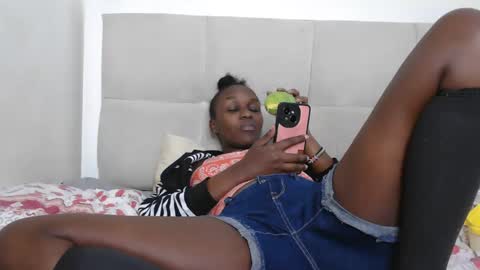 maya online show from 12/19/25, 07:32