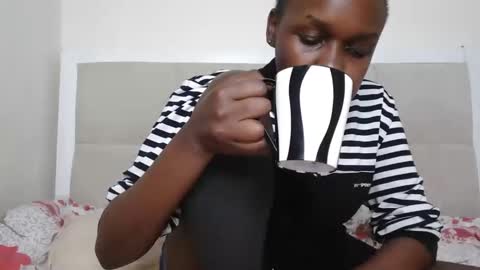 maya online show from 12/20/25, 08:10